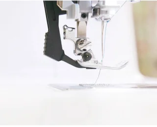 Bernette B77 naaimachine