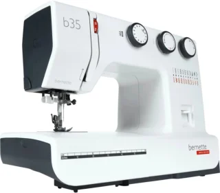 Bernina Bernette B35 Naaimachine
