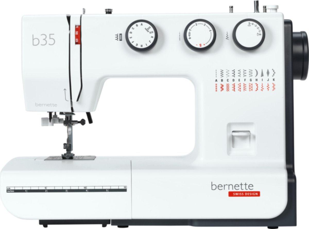 De Bernina Bernette B35 Naaimachine in één oogopslag