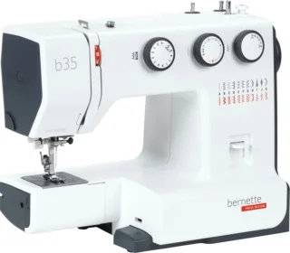 Bernina Bernette B35 Naaimachine