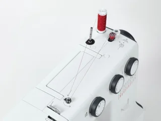 Bernina Bernette B35 Naaimachine