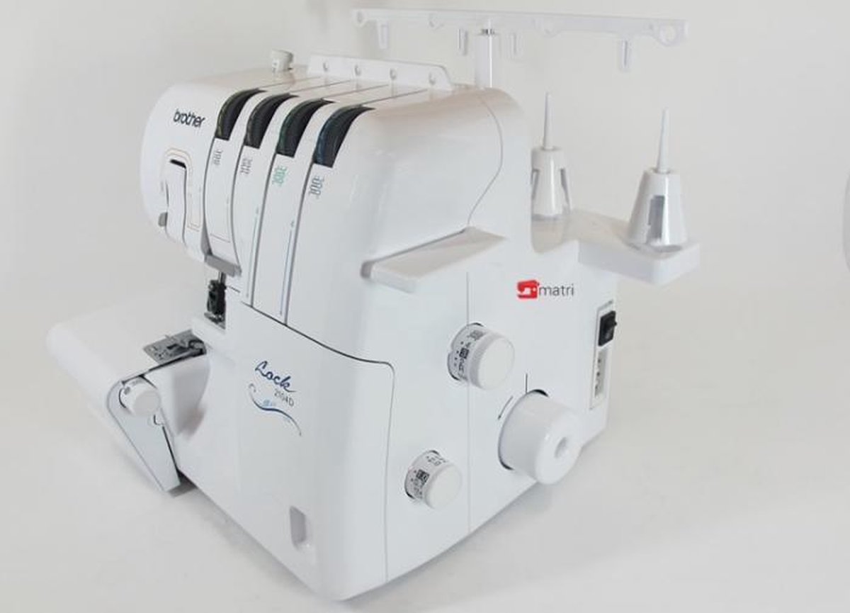 Brother 2104D lockmachine