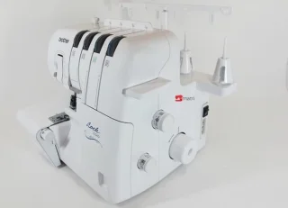 Brother 2104D lockmachine