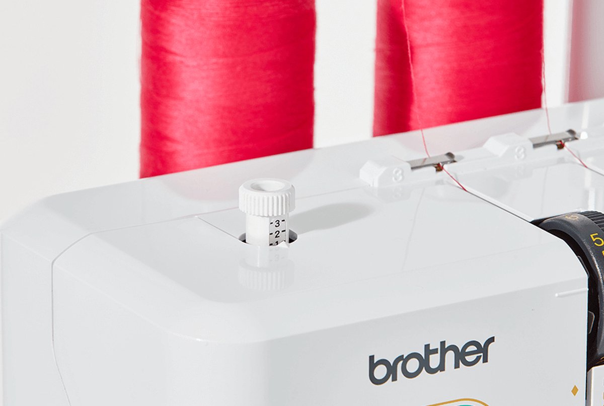 Brother CV3440 Coverlock Wit Mechanisch
