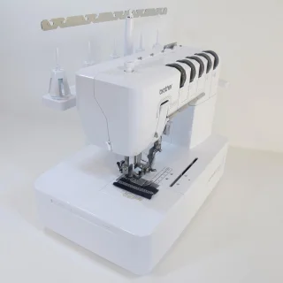 Brother CV3550 Coverlock Lockmachine