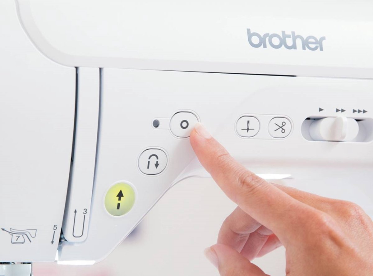 Brother Innov-is F410 Naaimachine
