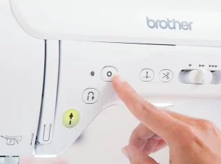 Brother Innov-is F410 Naaimachine