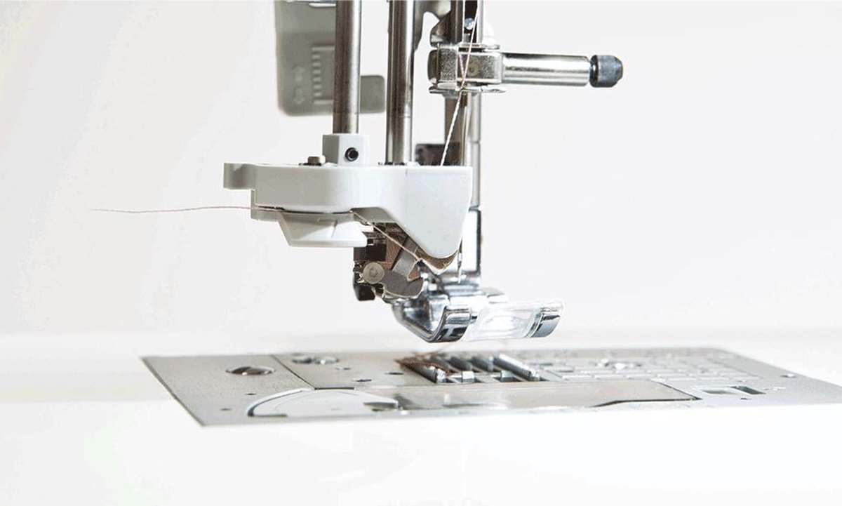 Brother Innov-is F410 Naaimachine
