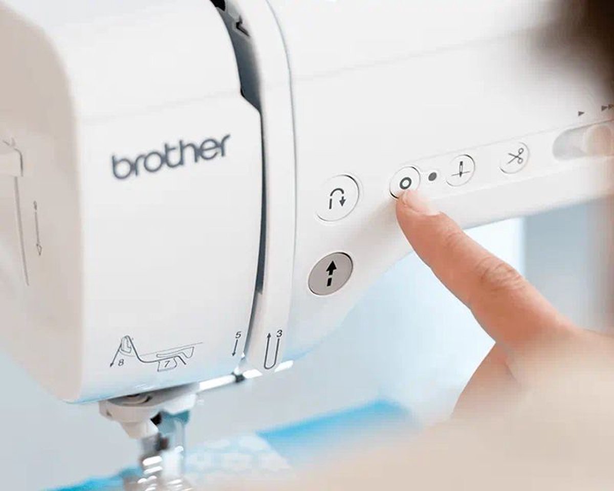 Brother Innovis A150 Naaimachine