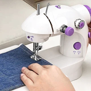 CHIWIN Mini Naaimachine Kindermodel met Batterij en Adapter