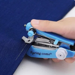 Handmatige naaimachine blauw