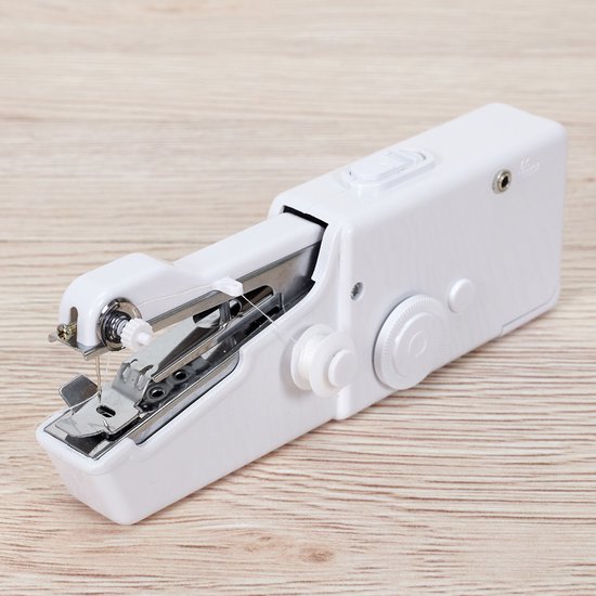 Handnaaimachine Wit 20 cm review