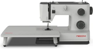 Huishoudelijke naaimachine Model 32