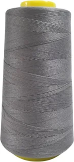 Lichtgrijs polyester naaigaren