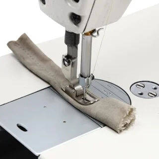 Merknaam Professionele Naaimachine