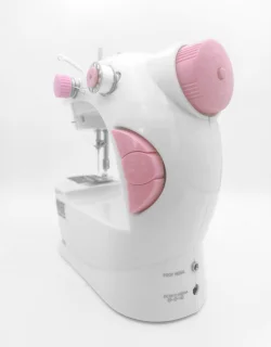 Mini naaimachine compact model