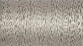 Naaigaren polyester pastelgrijs 250 meter