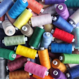 Naaigaren set - polyester - 10 rollen - oranje assortiment