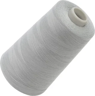 Naaigarenkegel polyester garen lichtgrijs