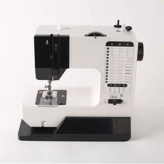 Naaimachine met accessoires 38 steken