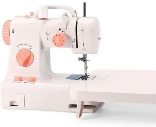 Naaimachine met tafel
