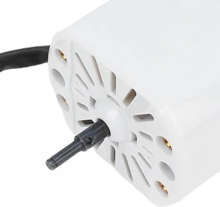 Naaimachine motor