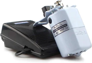 Naaimachine motor set