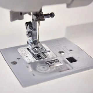 Naaimachine Wit