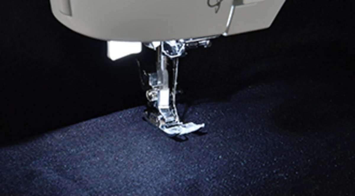 Necchi C360 naaimachine