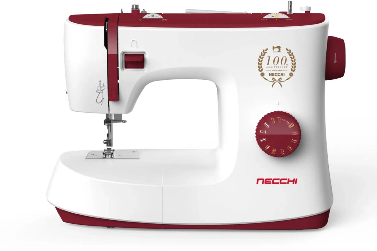 Necchi K417A naaimachine