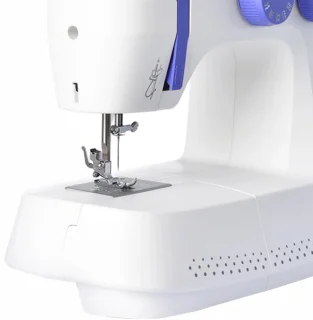 Necchi M213A naaimachine
