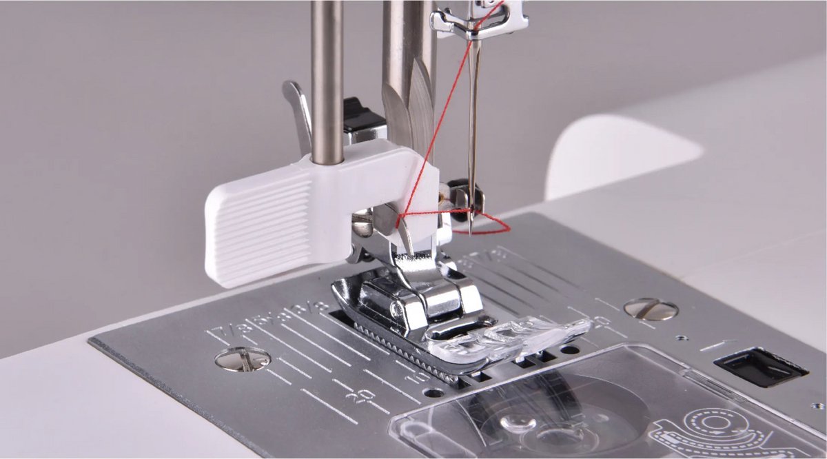Necchi NC103D naaimachine