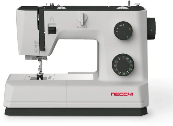 Necchi Q132A naaimachine