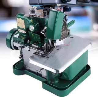 Overlockmachine naaimachine groen