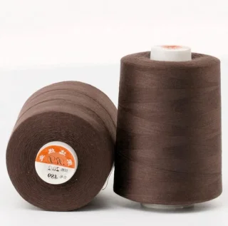 Polyester naaigaren en borduurgaren koffie