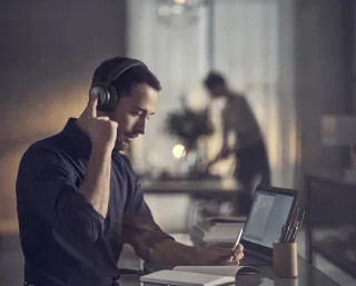 Bang & Olufsen Beoplay HX Antraciet Zwart Draadloze Hoofdtelefoon
