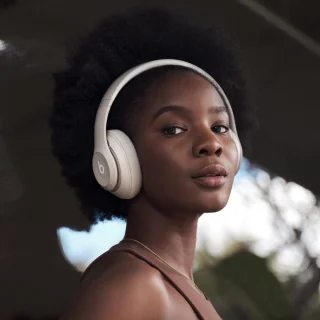 Beats Studio Pro Draadloze koptelefoon - Sandstone