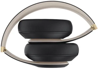 Beats Studio Pro Draadloze Koptelefoon - Zwart/Goud