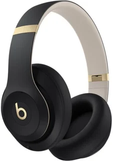 Beats Studio Pro Draadloze Koptelefoon - Zwart/Goud