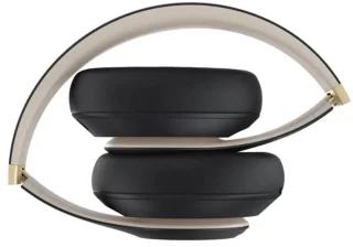 Beats Studio Pro Draadloze Koptelefoon - Zwart/Goud