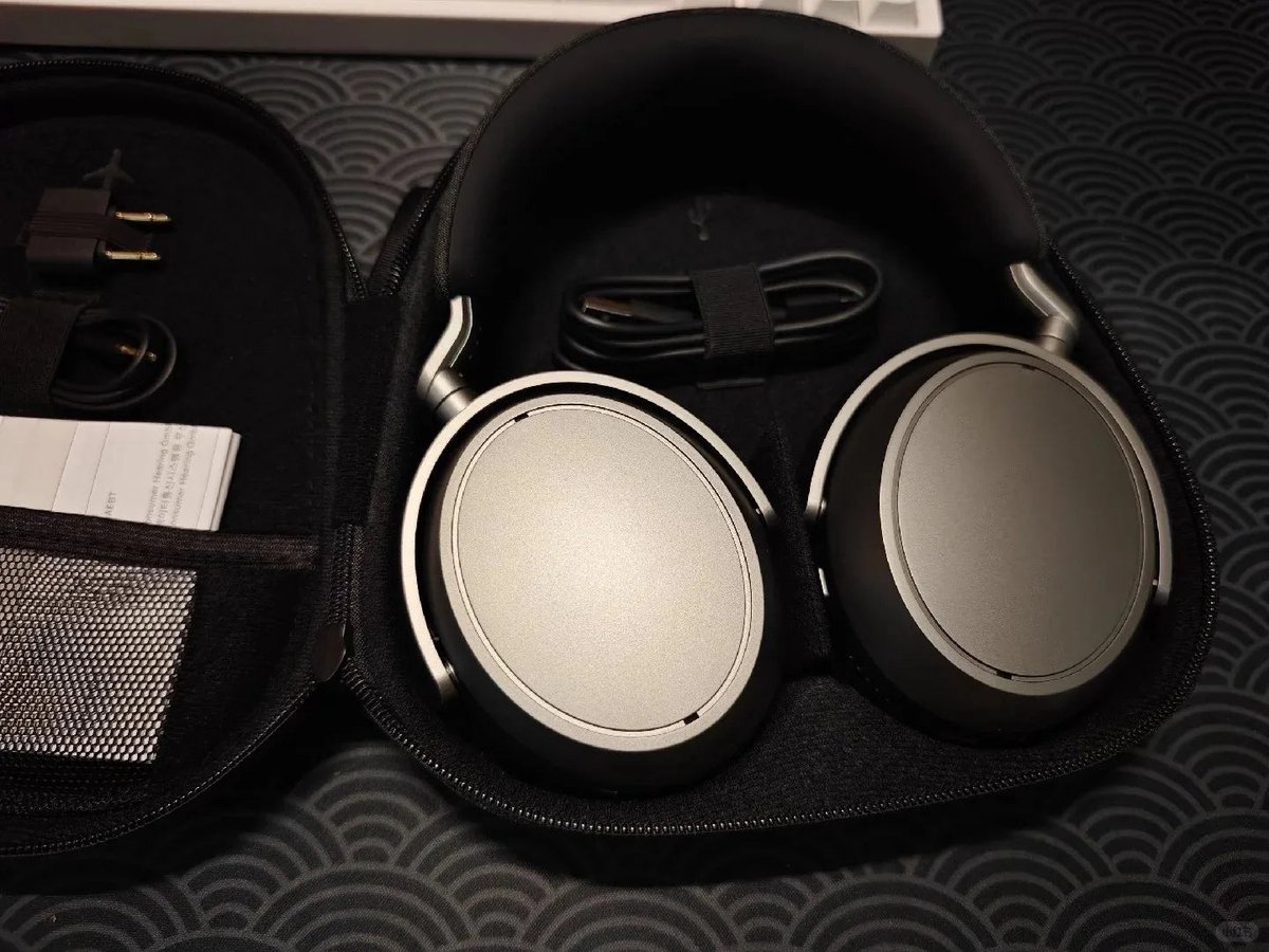 Wat vinden we goed aan de Draadloze Over-Ear Bluetooth Hoofdtelefoon 42mm 60U