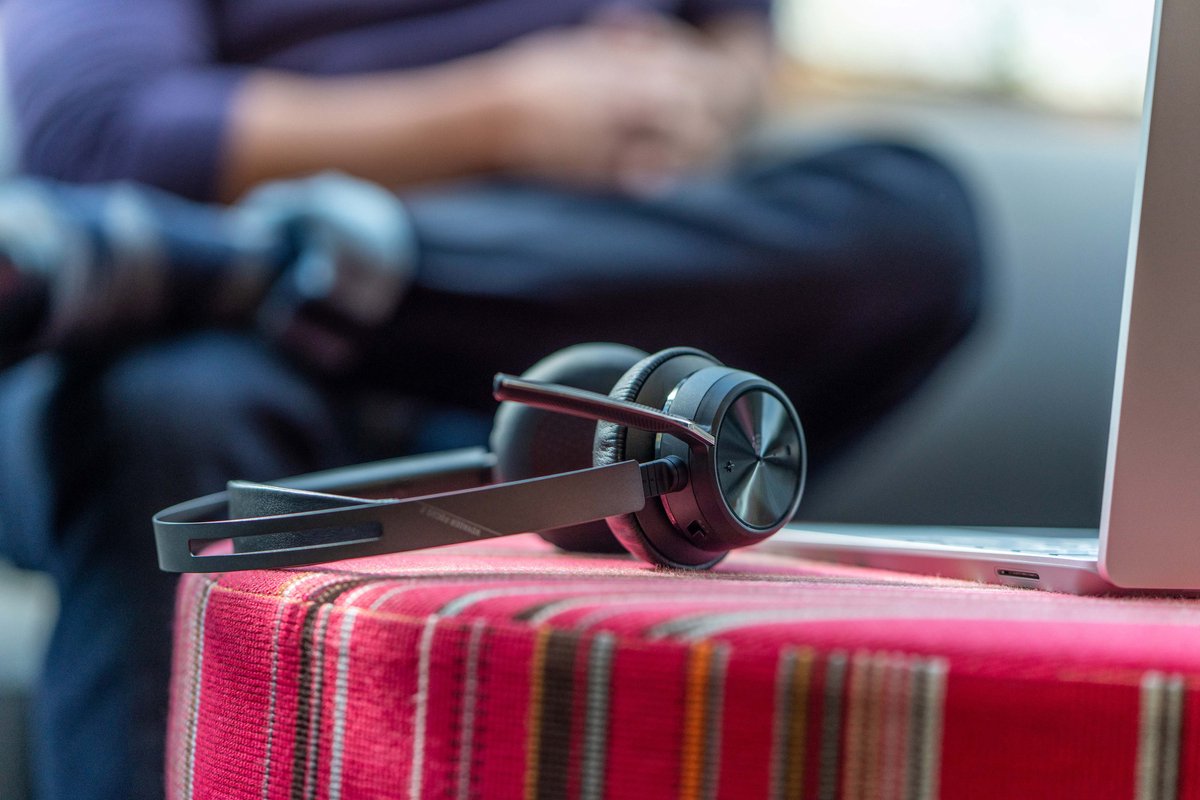 Wat vinden we goed aan de HP Poly Voyager Focus 2 On Ear Bluetooth Headset Zwart