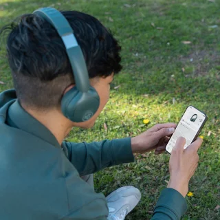 JLAB Go Lux ANC Draadloze On Ear Koptelefoon Groen