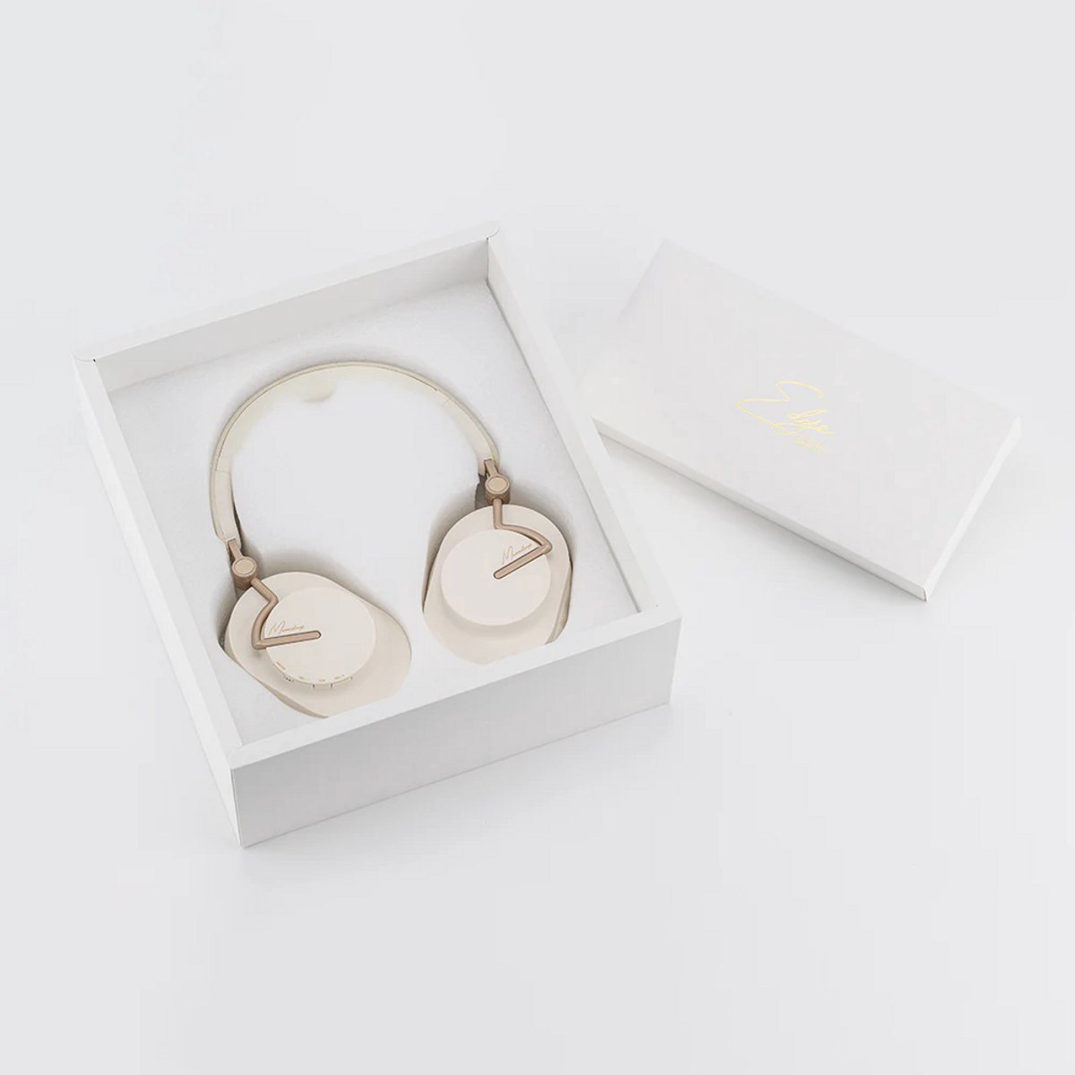 Wat vinden we goed aan de Moondrop Edge Over-Ear Hoofdtelefoon Wit