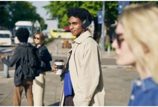 Sony WH-CH720N Draadloze Over-Ear Koptelefoon Zwart