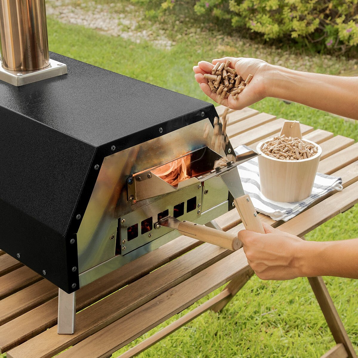 InnovaGoods Pellet Pizza Oven