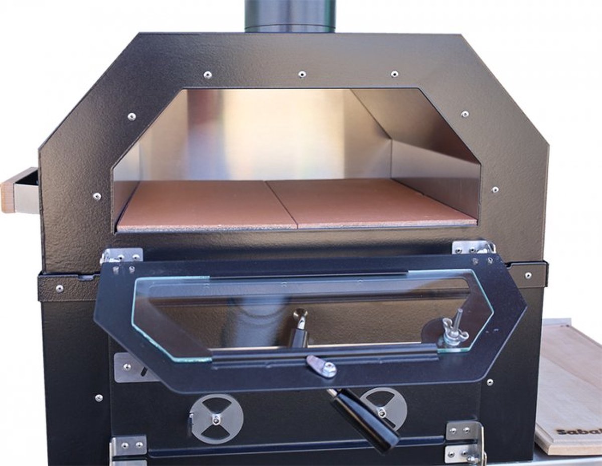 Wat vinden we goed aan de Multicook BBQ02 Pizza-oven en BBQ kastmodel