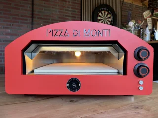 Wat vinden we goed aan de Pizza di Monti Tavoletta Luxe elektrische pizzaoven (rood)