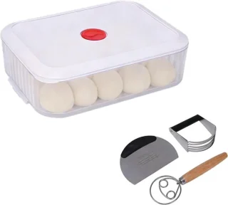 Pizzaset met deegroerder, deegpers, deegsnijder en opbergdoos