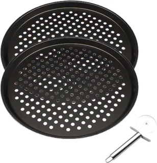 Set van 2 perforated pizza plates 31.7 cm met pizza cutter